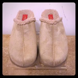 Hot cakes faux fur lined slippers 7